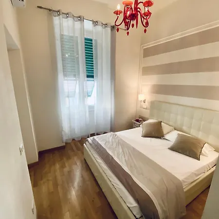 Leo's Apartment
